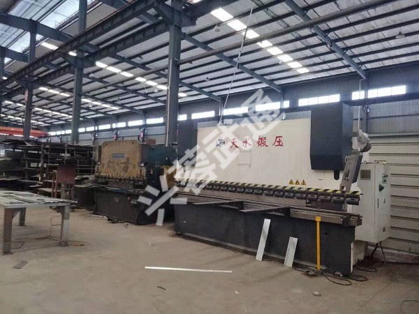 ued真人官方折弯机