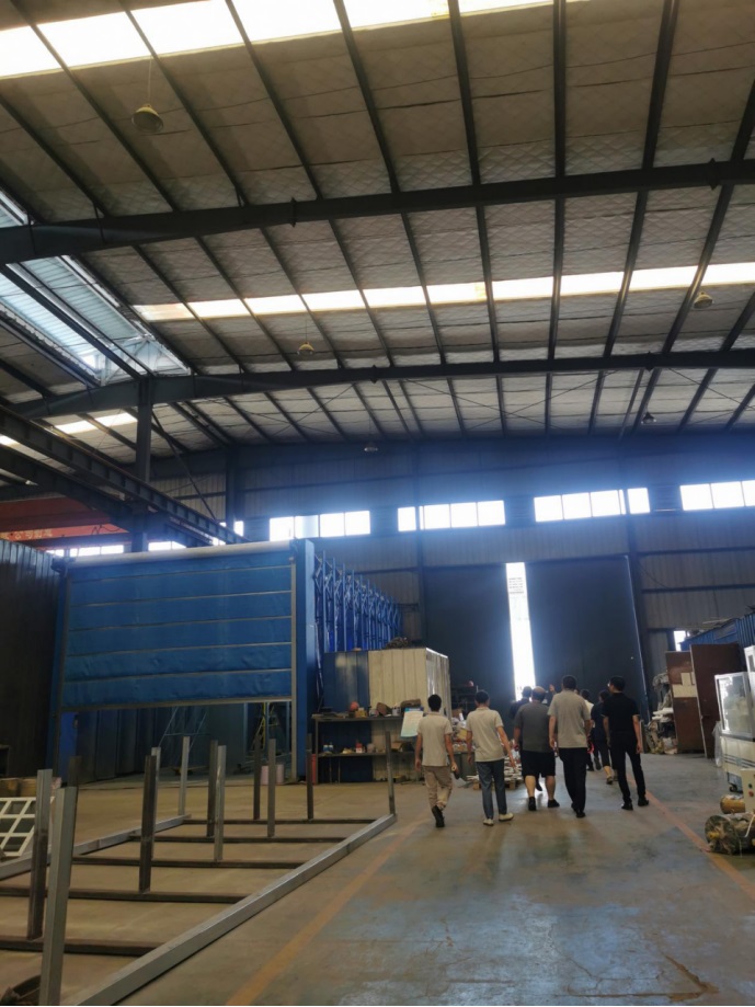 成都某公司到场参观